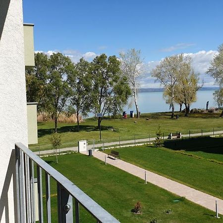 Lelle Resort B20 Balatonlelle Exteriör bild