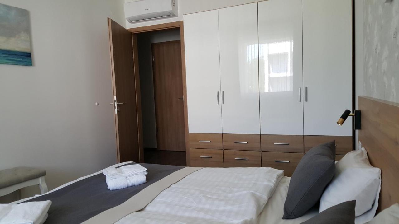 Lelle Resort B20 Balatonlelle Exteriör bild