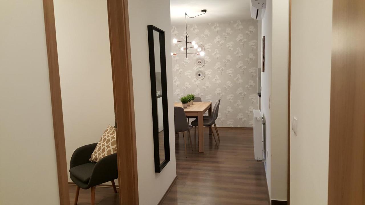 Lelle Resort B20 Balatonlelle Exteriör bild